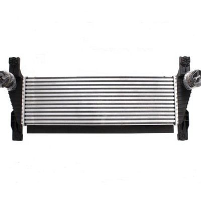 OE NO. 14461-EB360 Navara D40 için Intercooler Motorunuzun Soğutmasını Geliştirin