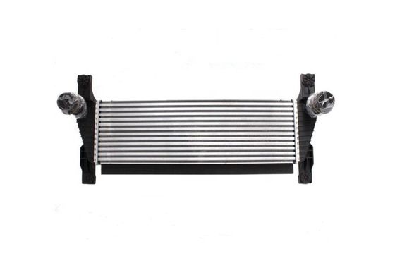 OE NO. 14461-EB360 Navara D40 için Intercooler Motorunuzun Soğutmasını Geliştirin