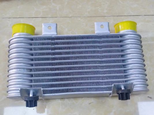 OE NO. WL85-13-550 Mazda BT50 Ford Ranger 1999-2006 için Motor Intercooler Core
