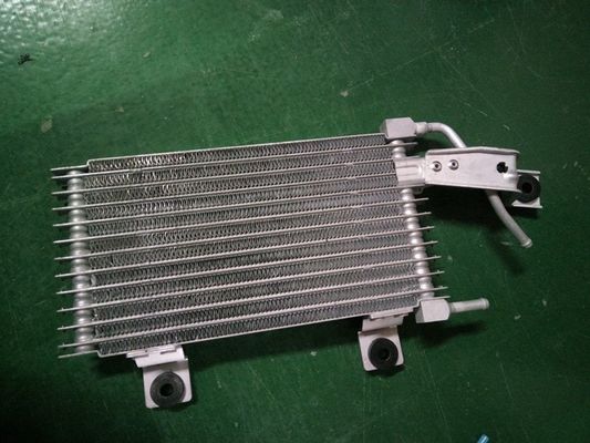 Nissan Teana L33 QR25 2013-2018 21606-3TN0A 21606-3TS0A için en yüksek dereceli yağ soğutucu assy