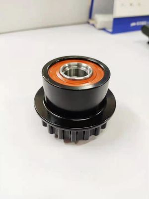 LR001470 Alternatör Gerginlik Ayrıcı Çekici Landrover LR2 için uçurma çarkı debriyajı
