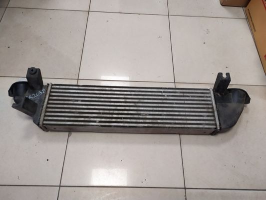 Mitsubishi L200 2.4 4WD KB5T 2019-2020 1530A161 Özel Tasarımı için Intercooler