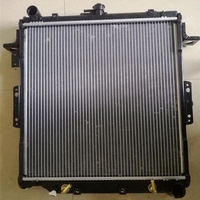 16400-67030 TOYOTA LANDCRUISER KZJ 78 2.4d Motor için soğutma radyatörü En iyi seçim