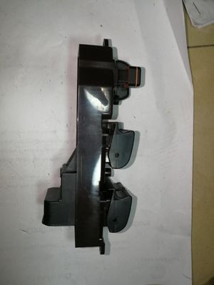 84820-0K010 Toyota Hilux Vigo Sağ El Sürücü Parçasına Yönlendirici