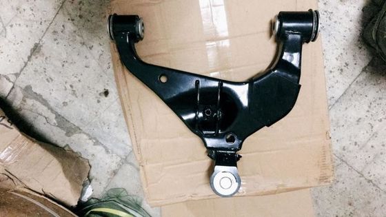 Toyota Hilux VIII Pick Up için ön alt kol alt montajı 48068-0K090 48069-0K090