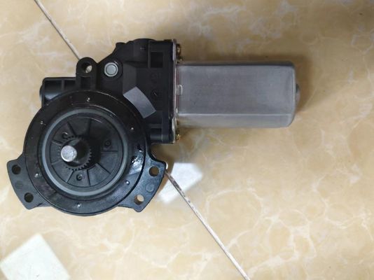Kia Optima III 11-15 Pencere kaldırma motoru 82450-2T000