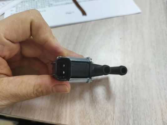 Mitsubishi 02-03 Lancer Colt Outlander Galant Legnum MR507781 için temizlik kontrol solenoid valfi