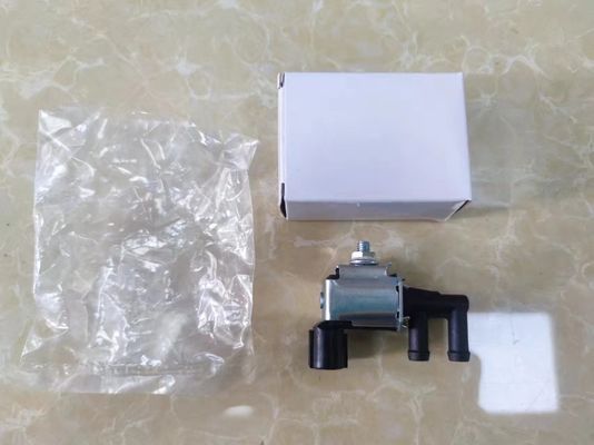 Mitsubishi 02-03 Lancer Colt Outlander Galant Legnum MR507781 için temizlik kontrol solenoid valfi