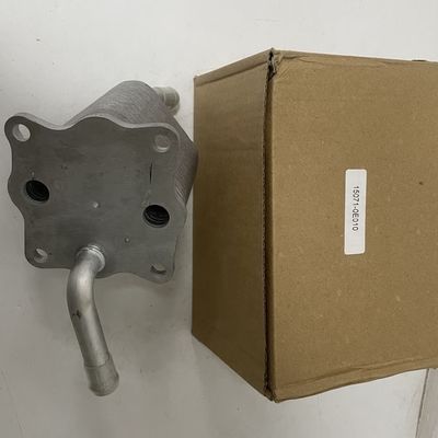 Toyota Hilux Revo 1GD 2GD 15071-0E010 için motor yağı soğutucu seti Referans NO. 8095055