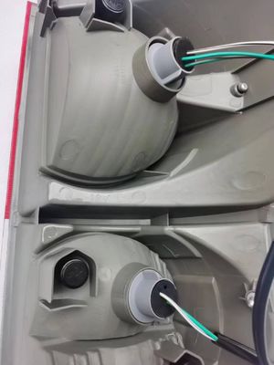 Toyota Tundra 07-09 81560-0C070 2006- Voltaj 12V Yılı 2006- 12V için 12V Kuyruk Fener