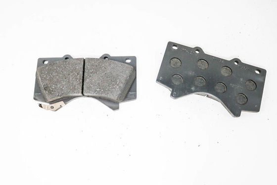 04465-60280 Toyota Sequoia Tundra Landcruiser Lexus 570 için ön fren diski yastığı