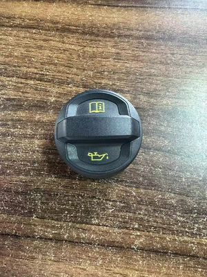 05E 103 485J OEM kalitesi ile VW benzinli 1.5 koltuklu Audi Skoda için motor yağı filtre kapağı
