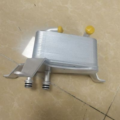 JB3Z7A095C Ford Ranger için yağ soğutucu BT50 YN25