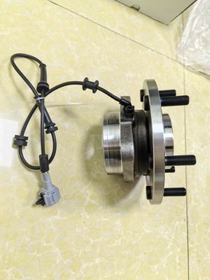 40202-ZR00B 40202-ZR40B Nissan Armada Titan Infiniti QX56 2008-2012 için Otomatik Ön Tekerlek Merkezi ve rulman montajı