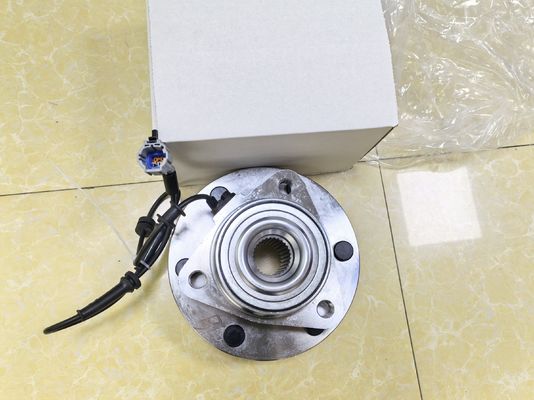 40202-ZR00B 40202-ZR40B Nissan Armada Titan Infiniti QX56 2008-2012 için Otomatik Ön Tekerlek Merkezi ve rulman montajı